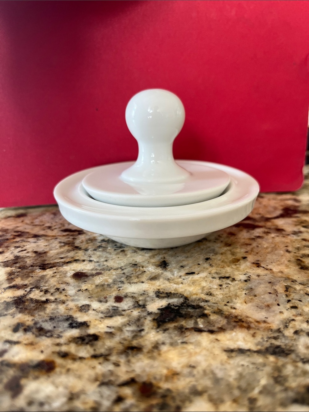 HIC Porcelain Flying Saucer Mortar and Pestle